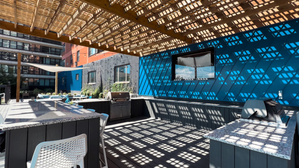 Grill, bar, sundeck, patio