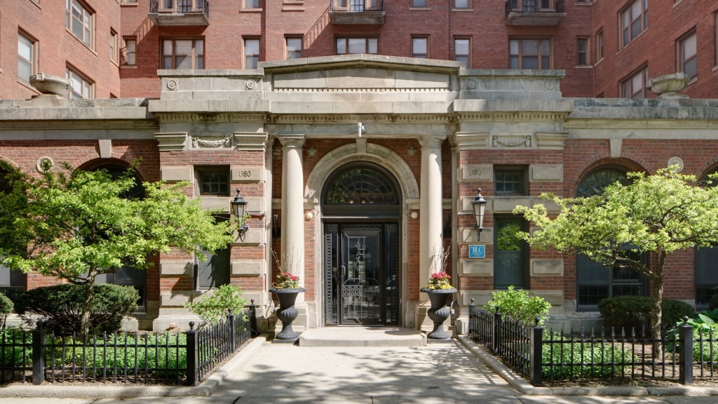 Image of Madison Park Apartments exterior