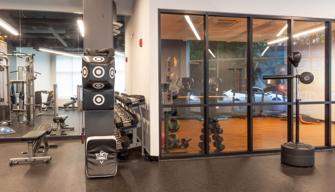 Centrum-Evanston-Fitness-Center-1-1-scaled