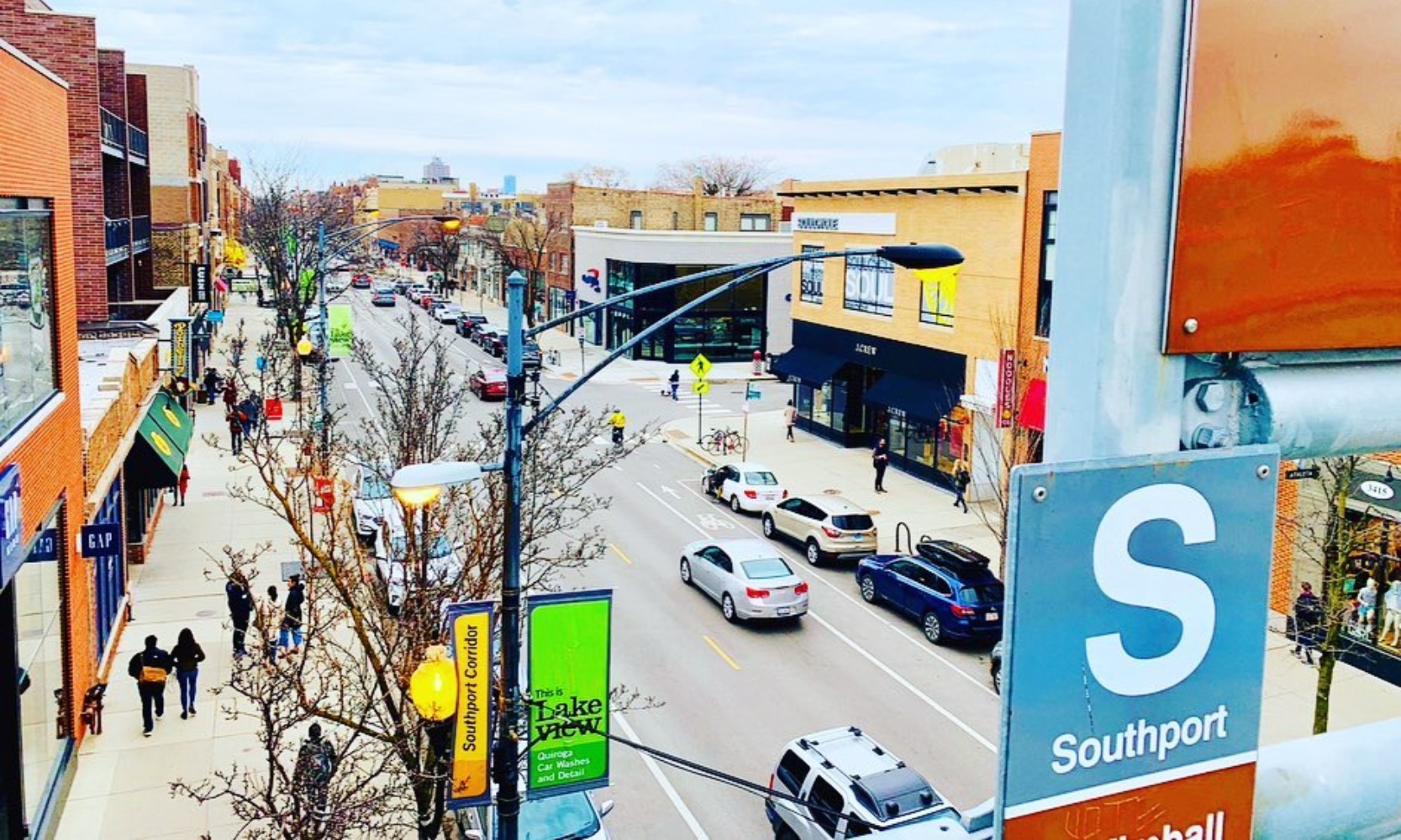 Top view image of a strip at Southport Corridor in Lakeview, Chicago