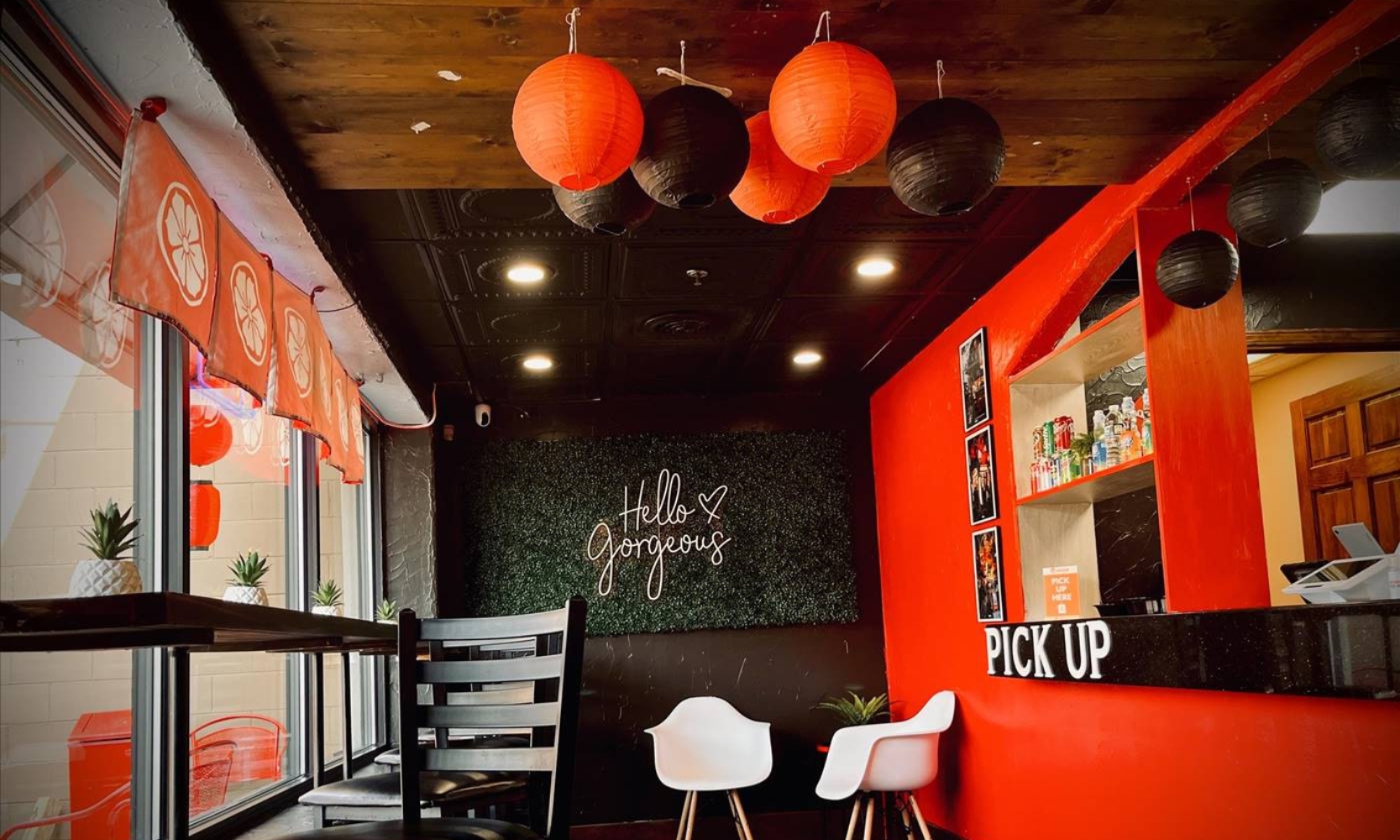 Interior image of Yatai Japanese Kitchen restaurant in Geneva, IL