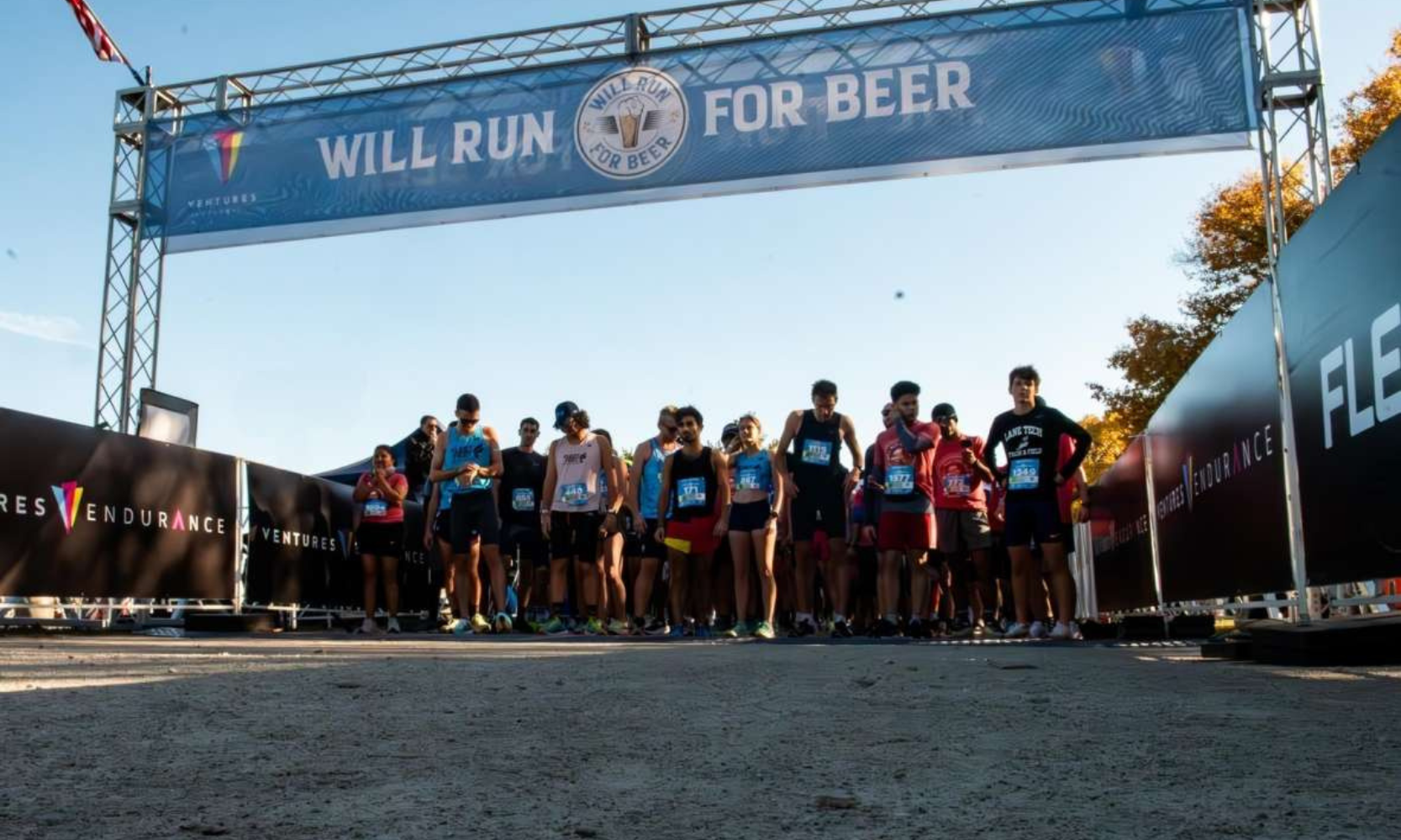 Image of a group of runners participating at a 5K Fun Run in Chicago